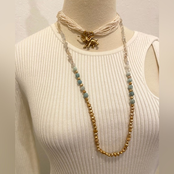 Vintage Jewelry - Gold and Cream Beaded Necklace